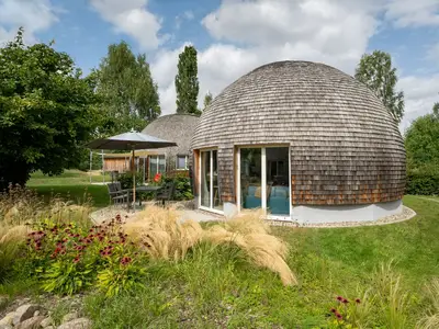 Ferienhaus Kugelhaus Südkugel am Tollensesee - Urlaub der besonderen Art!