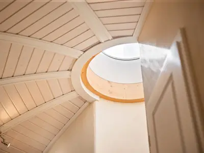 Ferienhaus Selene - Kugelhaus am Tollensesee - besonderes Fenster für stimmungsvolles Licht