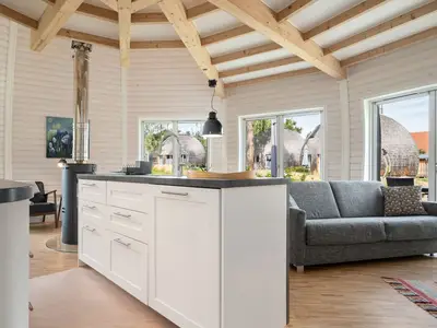 Ferienhaus Phoebe - Kugelhaus am Tollensesee - offenes Wohnkonzept