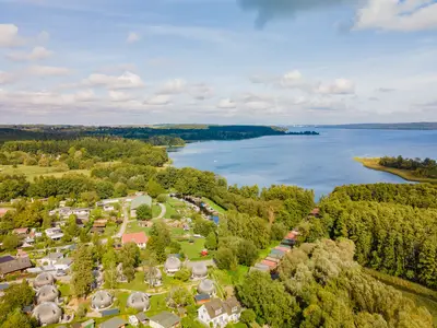 Ferienhaus Solveig - Kugelhaus am Tollensesee - Ausblick auf die wunderschöne Region mitten in der Natur