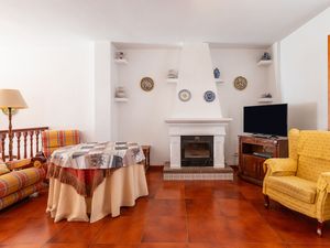 24046161-Ferienhaus-13-Periana-300x225-3