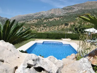 PoolOfHouse