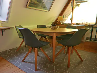 DiningRoom