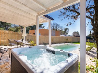 hot-tub