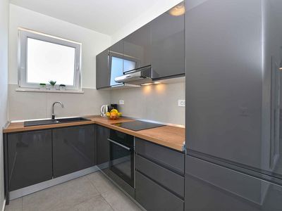 Ferienhaus für 6 Personen (80 m²) in Peroj 10/10