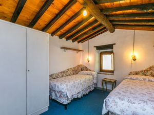 23848853-Ferienhaus-6-Pescia-300x225-3