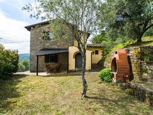 19351286-Ferienhaus-7-Pescia-300x225-1