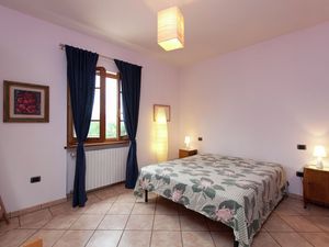 19351281-Ferienhaus-5-Pescia-300x225-5