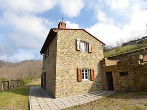 23301015-Ferienhaus-6-Pescia-300x225-3