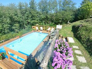 23301015-Ferienhaus-6-Pescia-300x225-5