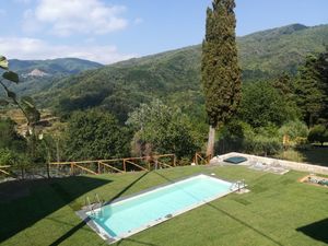 23918685-Ferienhaus-12-Pescia-300x225-5