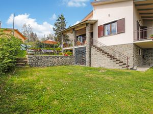 23764186-Ferienhaus-6-Pescia-300x225-0