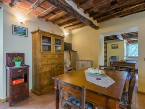 23849114-Ferienhaus-6-Pescia-300x225-5