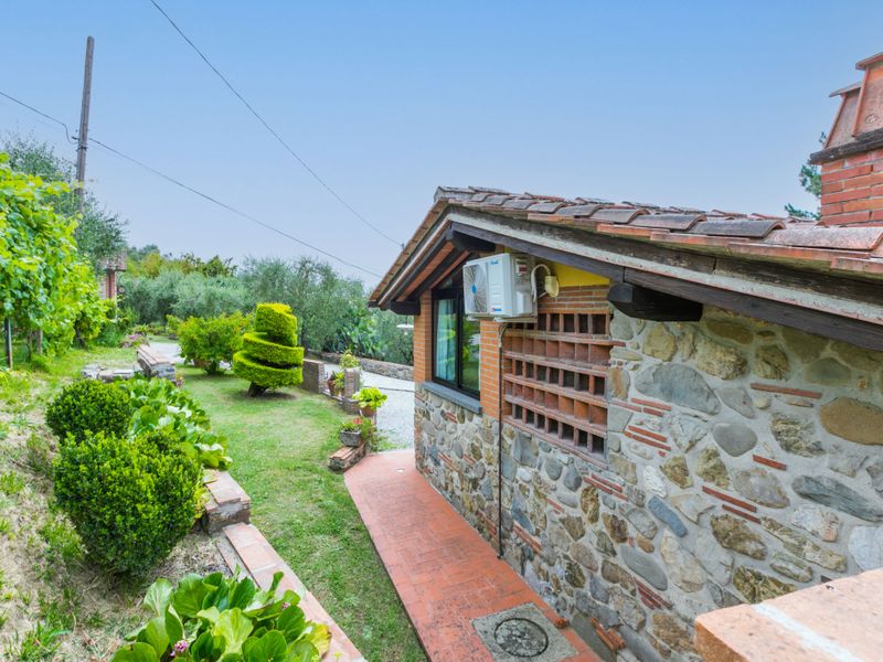 23849531-Ferienhaus-4-Pescia-800x600-1