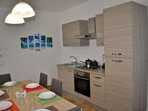 23325843-Ferienhaus-6-Pescia Romana-300x225-5