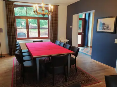 DiningRoom