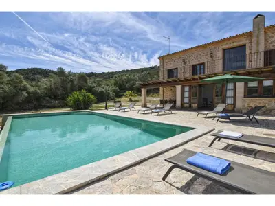 PoolOfHouse