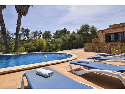 PoolOfHouse
