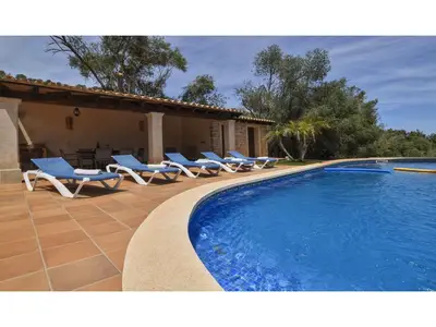 PoolOfHouse