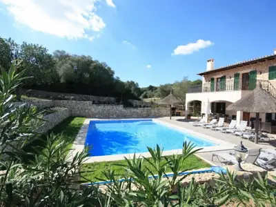 PoolOfHouse