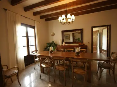 DiningRoom