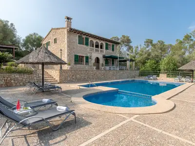 PoolOfHouse