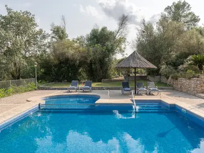 PoolOfHouse
