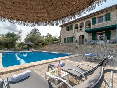 PoolOfHouse