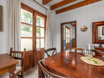 DiningRoom