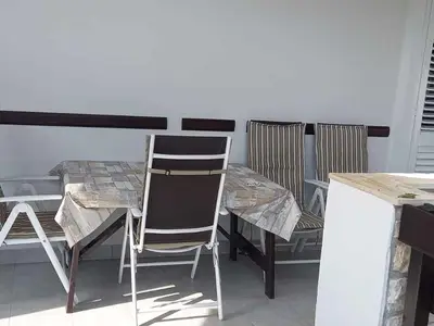Ferienhaus für 4 Personen (44 m²) in Petrčane 2/10