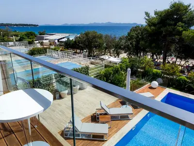 pool