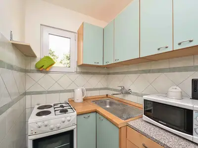 Ferienhaus für 6 Personen (60 m²) in Petrčane 3/10