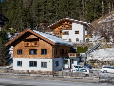 Außenseite Ferienhaus [Winter]