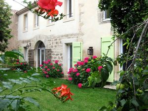 23553728-Ferienhaus-4-Pézenas-300x225-1