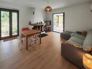 24043691-Ferienhaus-6-Pierrerue-300x225-2