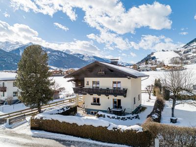 Außenseite Ferienhaus [Winter]