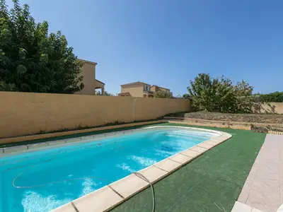 PoolOfHouse