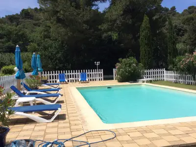 PoolOfHouse