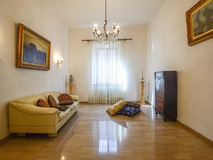Ferienhaus für 8 Personen (200 m²) in Piombino