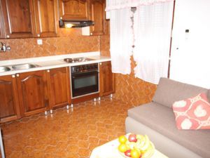 23462112-Ferienhaus-10-Pisak-300x225-4