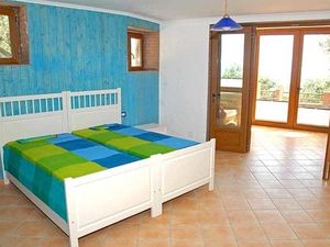 23938851-Ferienhaus-5-Pisciotta-300x225-4