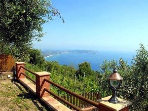 23938851-Ferienhaus-5-Pisciotta-300x225-5