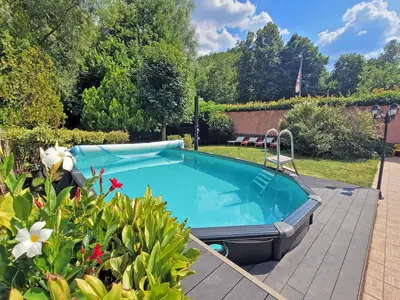 PoolOfHouse