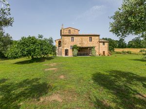 23850655-Ferienhaus-8-Pitigliano-300x225-4