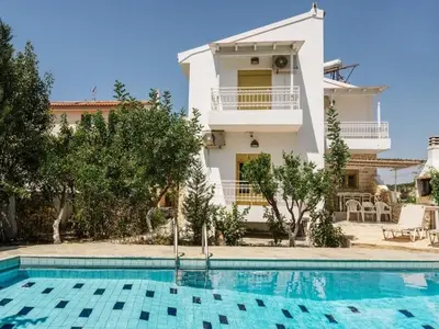 Ferienhaus für 8 Personen (175 m²) in Pitsidia 1/10