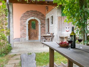 23706792-Ferienhaus-6-Pivka-300x225-1