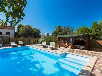 Ferienhaus für 16 Personen (370 m²) in Pjescana Uvala 2/10