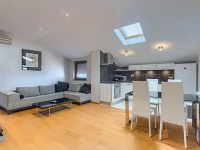 Ferienhaus für 16 Personen (370 m²) in Pjescana Uvala 6/10