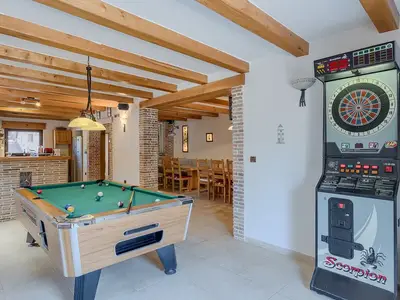 Ferienhaus für 16 Personen (370 m²) in Pjescana Uvala 10/10