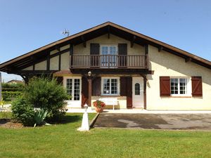 23875833-Ferienhaus-6-Plaisance (Gers)-300x225-1